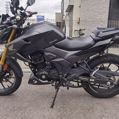 ホンダ　HORNET　ホーネット2.0　ABS　7700KM　AKRAPOVIC フルエキマフラー　ドラレコ　充電スマホホルダー　書類完備　詳細写真、始動動画ありの画像