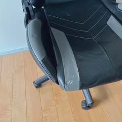 ゲーミングチェアの画像