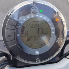 Husqvarna　ハスクバーナ　スヴァルトピレン250　ABS　2.5万KM　書類完備　前後タイヤ2024年製、走行少　詳細写真、始動動画ありの画像