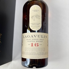 モルトウイスキー ラガヴーリン 16年  《希少》旧ラベル　封印あり！700mlの画像