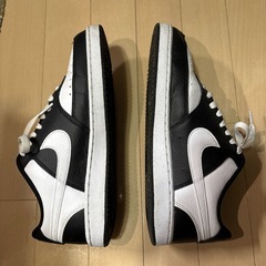 ナイキ コート ビジョン LO HM9862-001 メンズ スニーカー ： ブラック×ホワイト NIKE HM9862 001
の画像