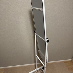 スタンドミラーの画像