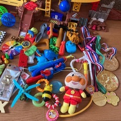 おもちゃ 玩具 オモチャ ロボット トミカ 車 クルマ 釣り アルファベット 工事現場 まとめの画像