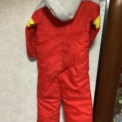 雪遊び用の防寒服です。の画像