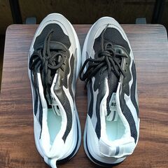 新品 25cm メンズ スニーカー ブラック 厚底 男女兼用 シューズ 識別番号:【N545-S】の画像