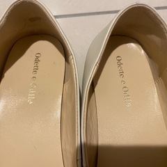 ODETTE E ODILE  フラットシューズ 25.0の画像