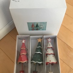クリスマスツリー　ブリキの置物の画像