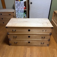 アンティーク　桐箪笥　桐タンス　3つの画像