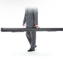 プロジェクタースクリーン 自立式 100インチワイドの画像