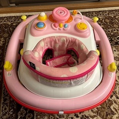 西松屋 ピンク　歩行器の画像