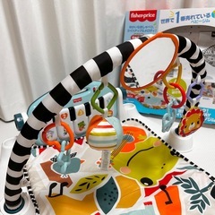 【美品】フィッシャープライス あんよでキック！4WAYバイリンガルピアノジムの画像