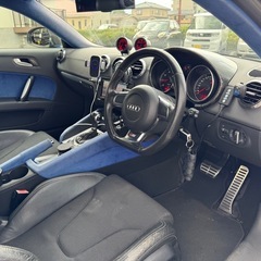 アウディTT　8J　2.0TFSI　Sラインリミテッド　社外パーツ多数　車検2027年6月まで　OZレーシング19インチ　LEDライト　4本出しマフラー　の画像