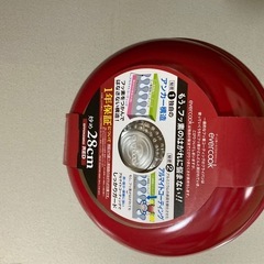 すべて新品未使用加湿器.フライパン.ヘアアイロン.ヘラ.洗濯バサミ.など色々の画像