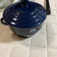 すべて新品未使用加湿器.フライパン.ヘアアイロン.ヘラ.洗濯バサミ.など色々の画像