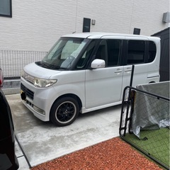 ダイハツ　タントカスタムの画像