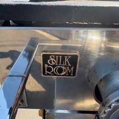 ■中古品 山岡金属 卓上２口コンロ LPガス（プロパンガス） 700ｘ450ｍｍ SILK ROOM 動作問題なし■の画像