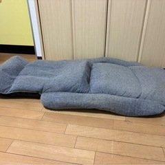 座イス　ひじ掛け付き・リクライニング式の画像