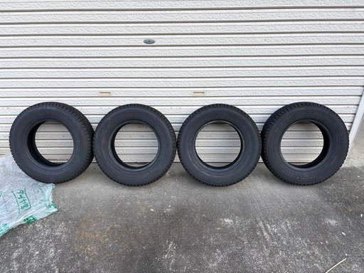 商談中　
ブリヂストンスタッドレス