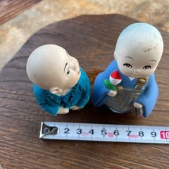 お坊さんの置物　2セットの画像