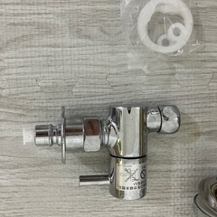 【お値下げご相談ください】KXK 分岐水栓:取付穴兼用型シングルレバー式混合栓 取り扱い説明書付きの画像