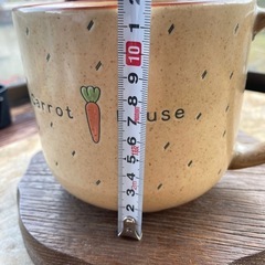 大きなマグカップ　陶器の置物　の画像