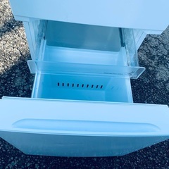 EJ5649番 YAMADA ノンフロン冷凍冷蔵庫 YRZ-F17H1の画像