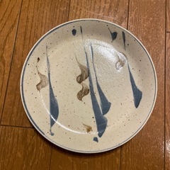 お皿の画像