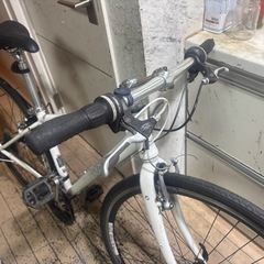 GIANT エスケープR3 クロスバイク ホワイト 700C の画像