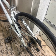 GIANT エスケープR3 クロスバイク ホワイト 700C の画像