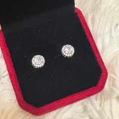 新品　モアサナイト　ピアスの画像