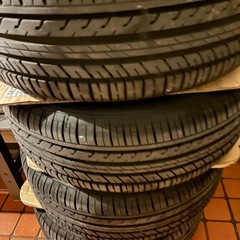 プリウス タイヤ、ホイール 4本セットの画像