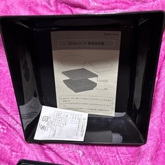 タッパーウェア　新品　黒1.75リットル、日本製　　の画像