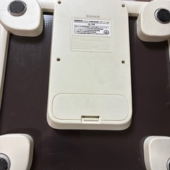 OMRON 体重計
の画像
