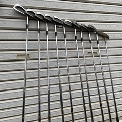 ゴルフセット1式 パーシモン含む 
マクレガーの画像