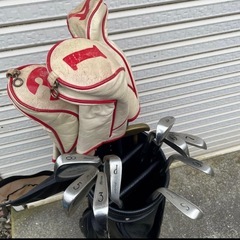 ゴルフセット1式 パーシモン含む 
マクレガーの画像