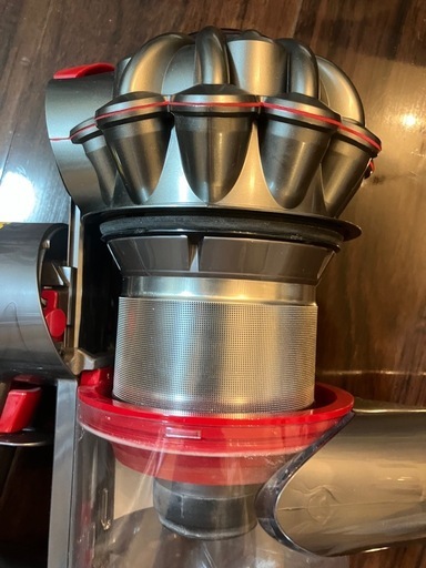 Dyson V8 slim fluffy