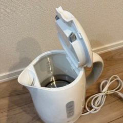 Nsimple 電気ケトル(1.2L)の画像