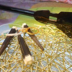 新品未使用　9.980円　沖縄三線専用唄口付き三線専用棹、カラクイ、糸掛付き三種弦結線済セットの画像