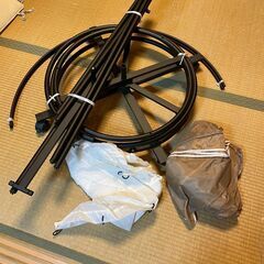 回転式ハンガーラックの画像