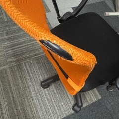 【ジャンク品
】オフィスチェアの画像