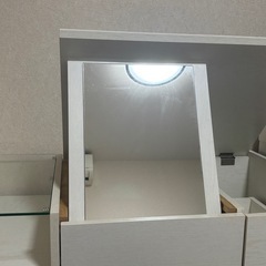 LWOYA テーブルドレッサー　ホワイトの画像