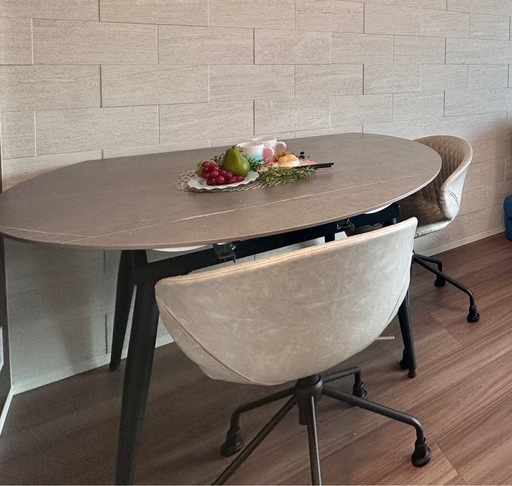 セラミックテーブル　変形可能