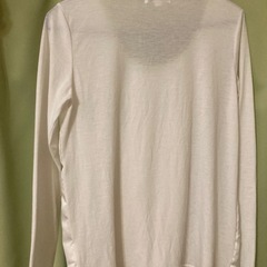 白キレイめ　　ロンＴ　長袖の画像