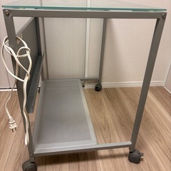 机 ガラス天板 コンセント キャスターの画像