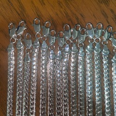 シルバーアクセサリーの画像