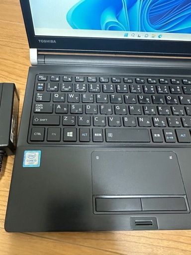 東芝 Dynabook R73/A・メモリ一六GB SSD128GB W11