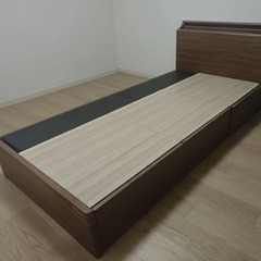 シングルベッドフレーム LEDライト付きの画像