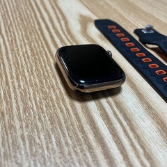 アップルウォッチ5 ステンレスゴールド 44mm  早い方は多少の値下げ可能です。の画像