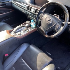 レクサスLS600hの画像