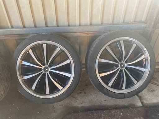 レオニス　20インチ　ホイール